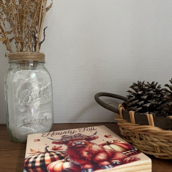 Charming Highland Cow 'Howdy Fall' Home or Office Decor for Autumn - Picture 12 of 13